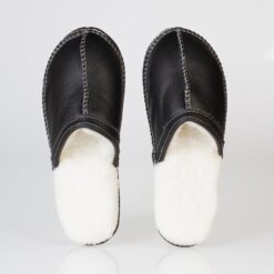 In-Step Black Men’s Sheepskin Slippers, handcrafted with sheepskin lining and leather for cosy, fluff-free indoor warmth.